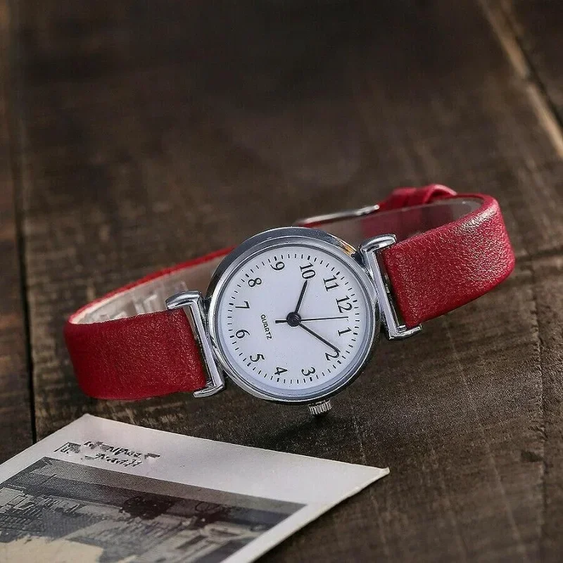 Classic Women's Casual Quartz Watch Leather Band Strap Watch Round Clock Wrist Watches Relojes Para Mujer Ladies Watch 5