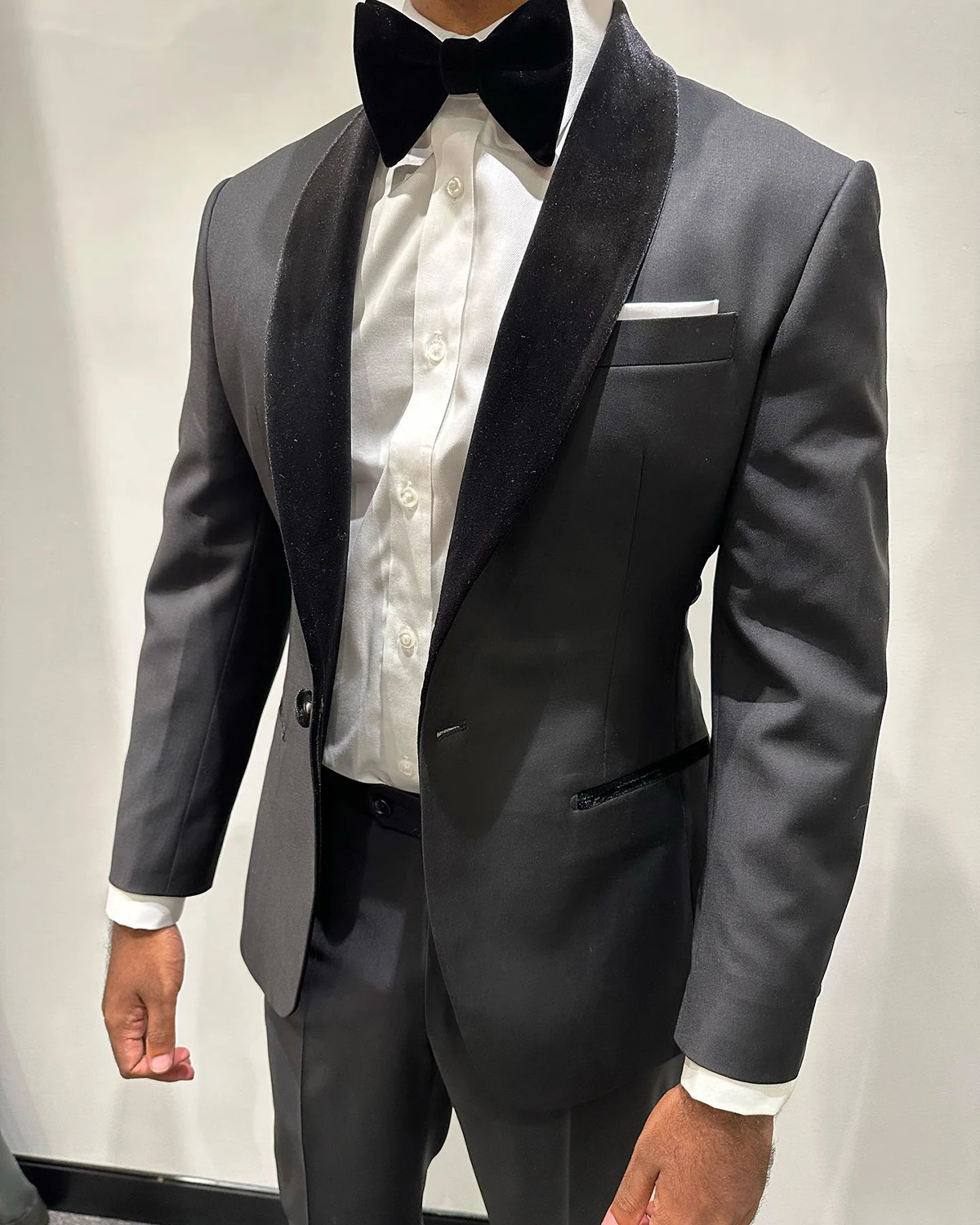 Black Men's Suits Tailored 2 Pieces Blazer Pants Velvet Sheer Lapel One Button Slim Fit Wedding Groom Custom Made Plus Size