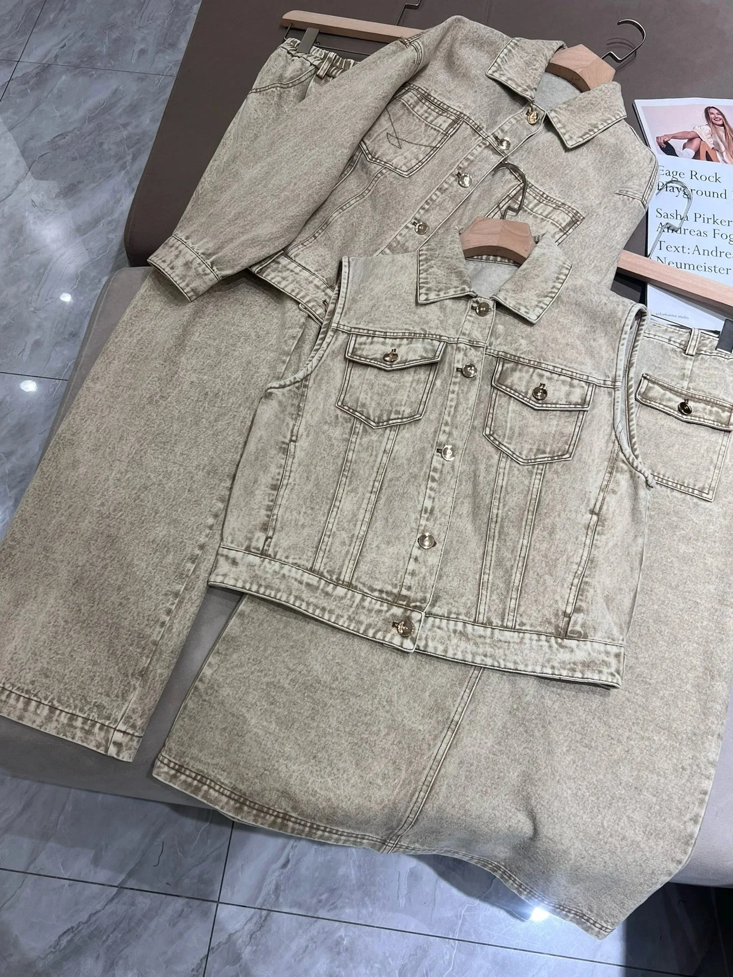 

Женский костюм в стиле ретро, простой ковбойский жакет, топ на бретелях, юбка и брюки с широкими штанинами, женская одежда, осень 24