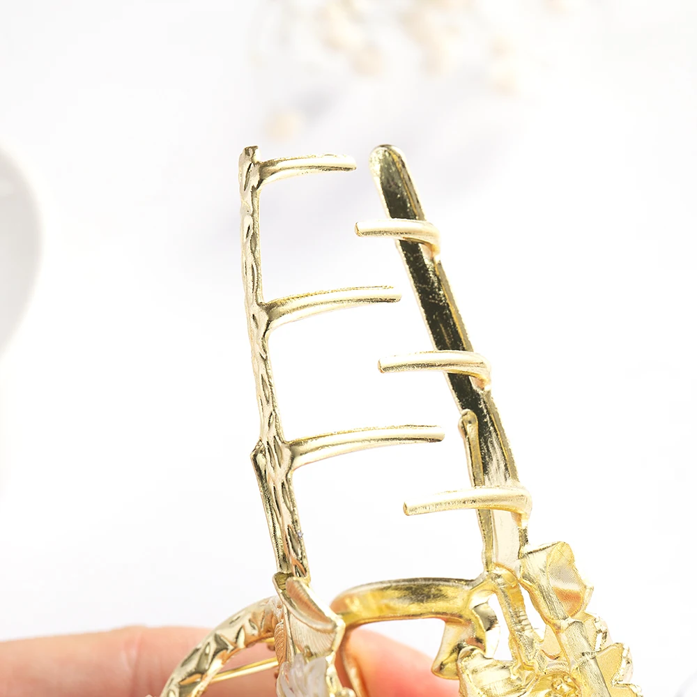 Frauen Hohl Haarnadeln Unregelmäßigen Metall Haar Klaue Strass Blumen Haar Clips Krabben Barrettes Stirnband Haar Zubehör Hairgrip – Detail 4