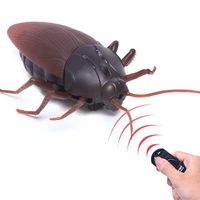 Infrared Remote Control Spider Cockroach Animal Toy Prank Insects Joke Scary Trick Toys Remote Control Toy for Children Gifts