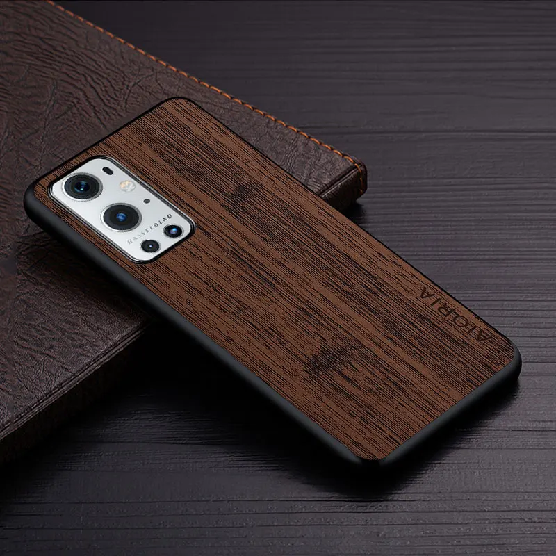 Luxury Bamboo Wood Pattern Leather Phone Cover – Premium Case