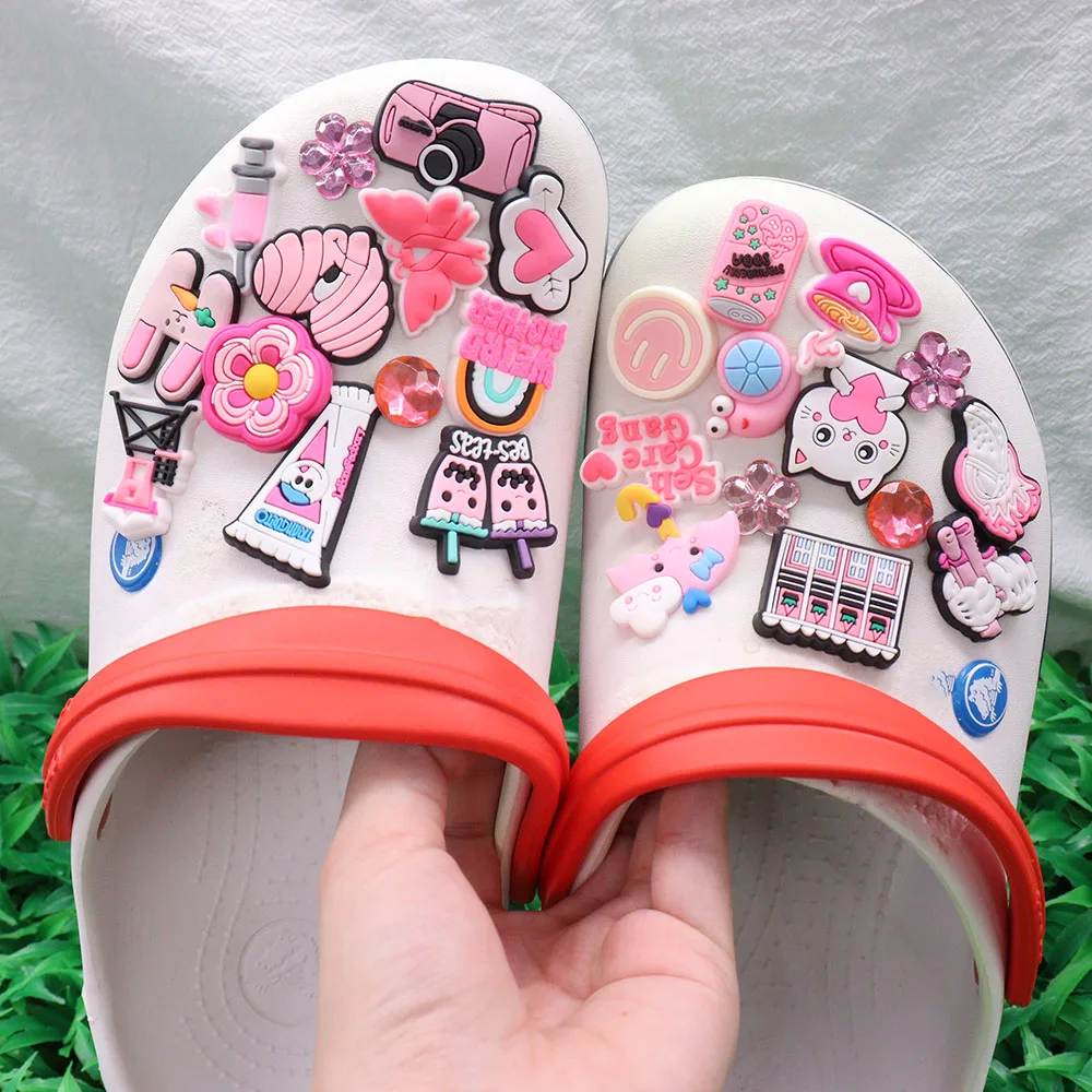 Wholesale 50PCS PVC Croc Jibz Charms Butterfly Umbrella Rabbit Milk Tea