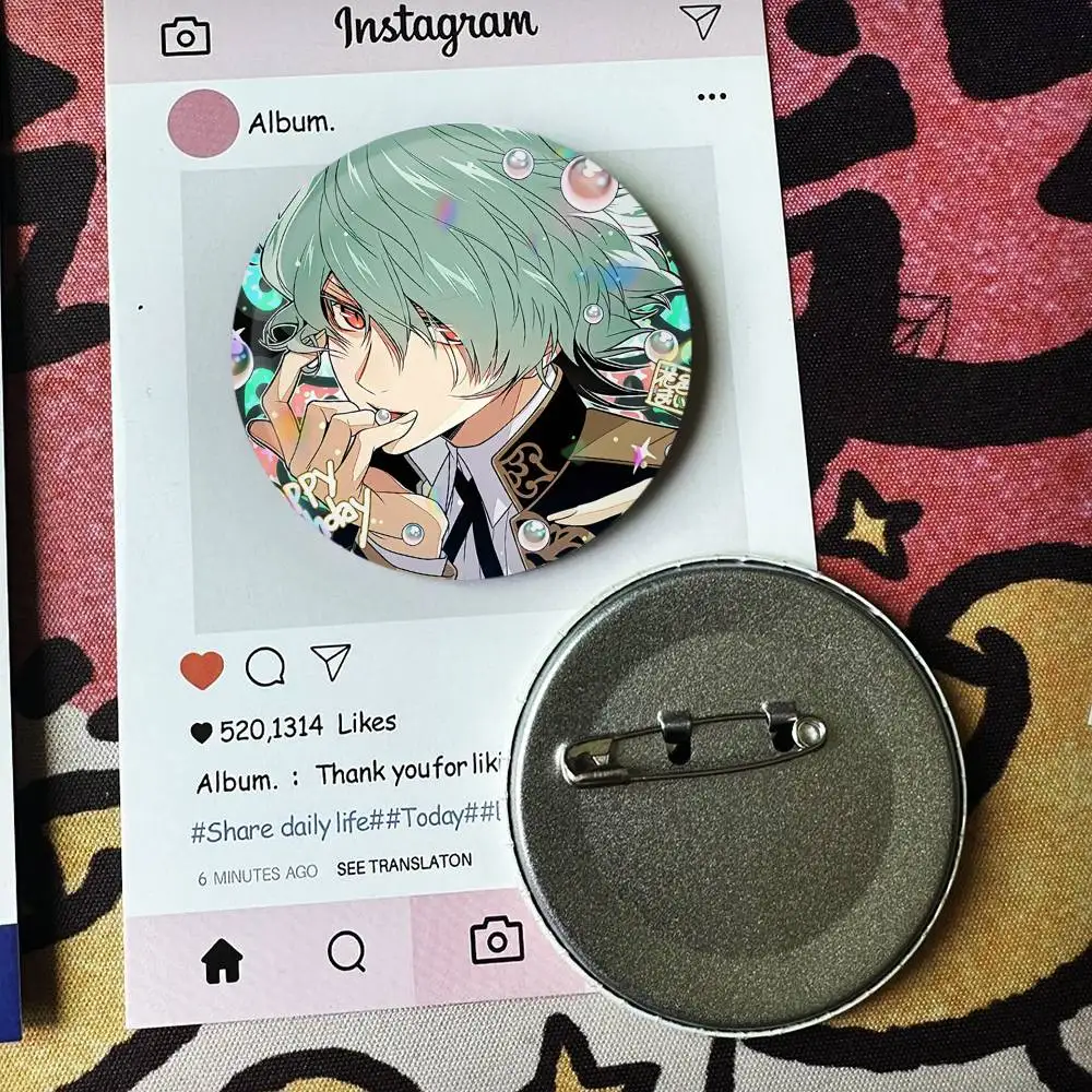C-Collar M-Malice Round Fan Badge Collection - Gifts, Brooches, Souvenirs