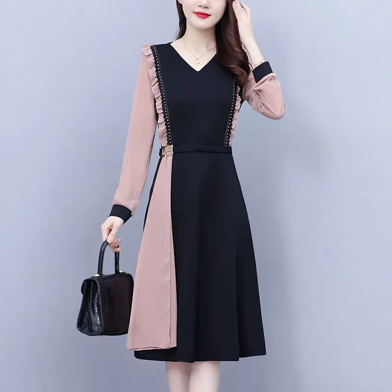 

Elegant V-Neck Spliced Beading Sashes Ruffles Midi Dress Women's Clothing 2023 Autumn Winter Loose Asymmetrical Ladies Dresse