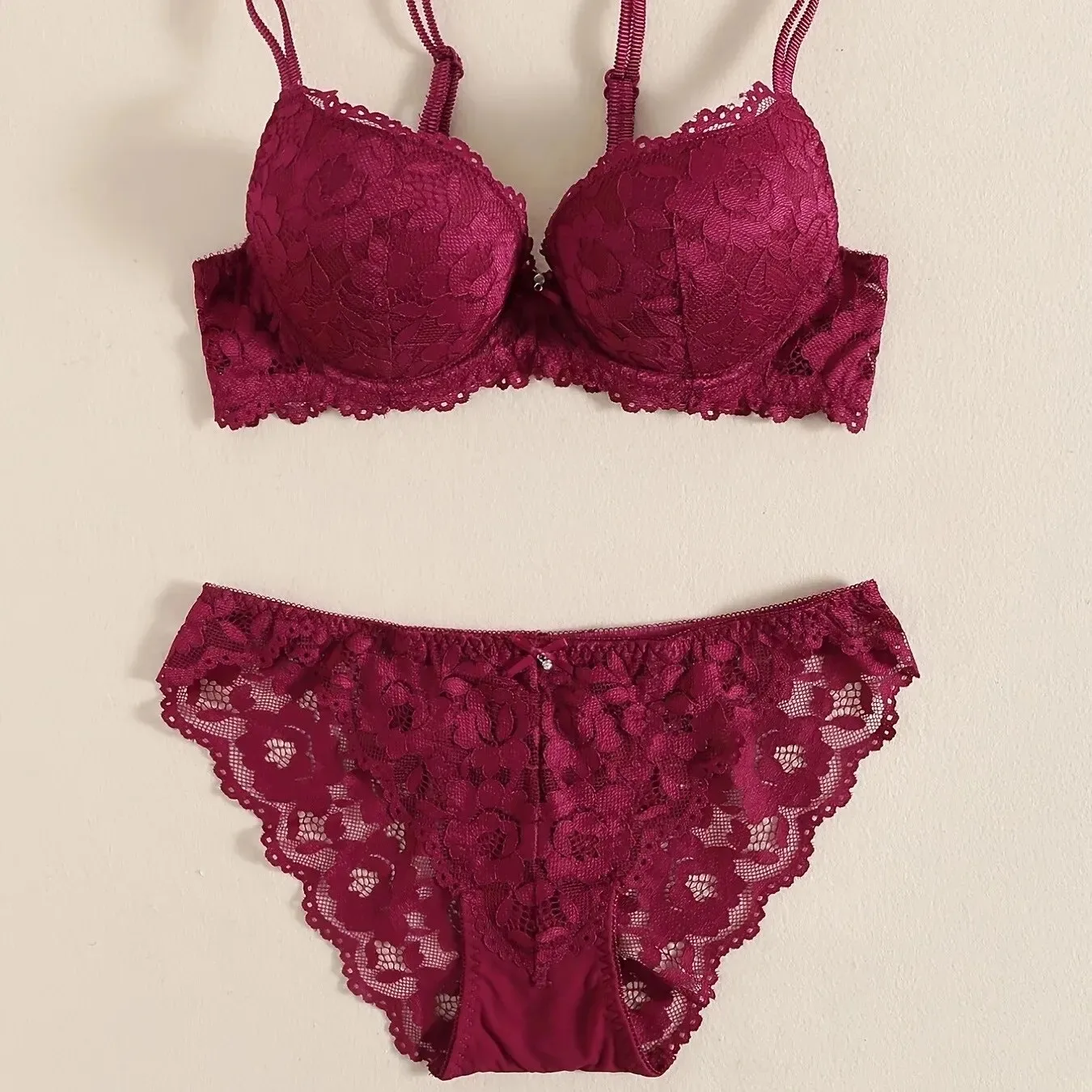 1 ensemble de lingerie élégante en dentelle brodée et tissu respirant: soutien-gorge push-up, culotte transparente taille basse – Saint-Valentin ultime