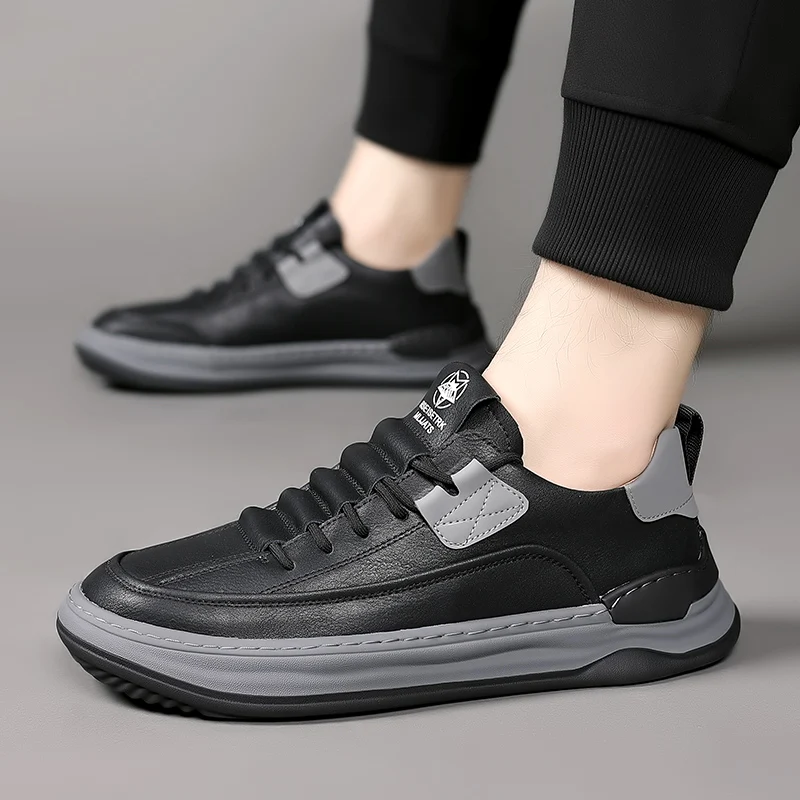 

Men Casual Shoes genuine leather Handmade Breathable Mens oxfords Fashion Men Sneakers Moccasins black Luxury Brand Boat Shoes