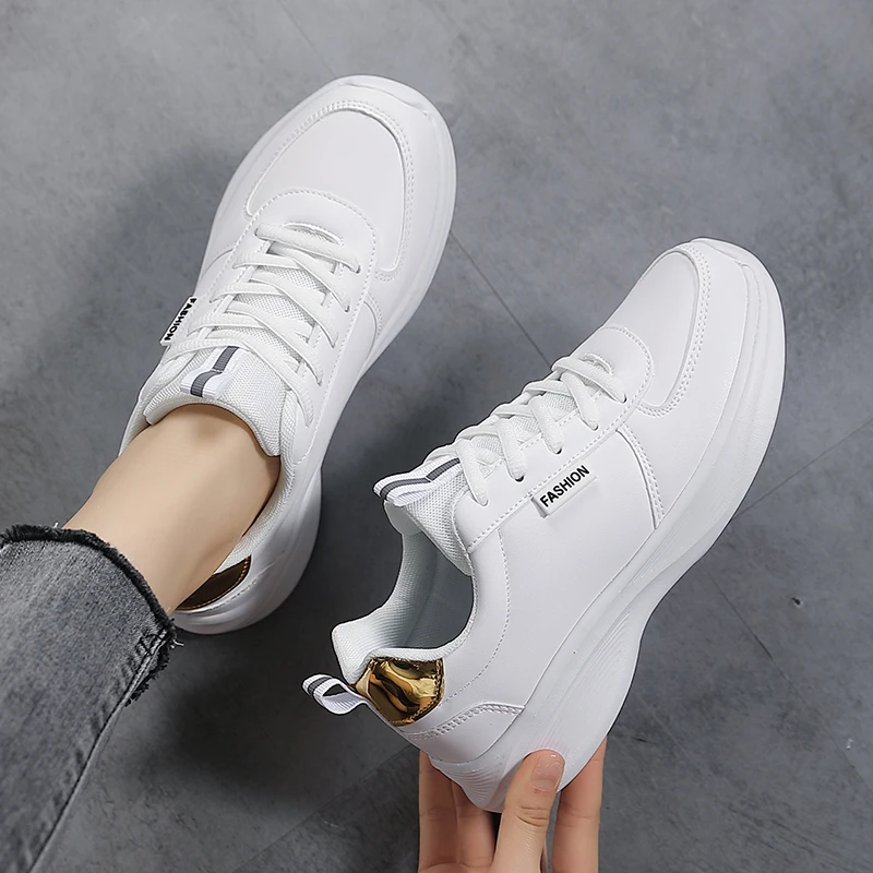 Women Lightweight Comfortable Casual Sneakers Ladies Non-Slip Sports Jogging Shoes High Quality Autumn Waterproof Running Shoes