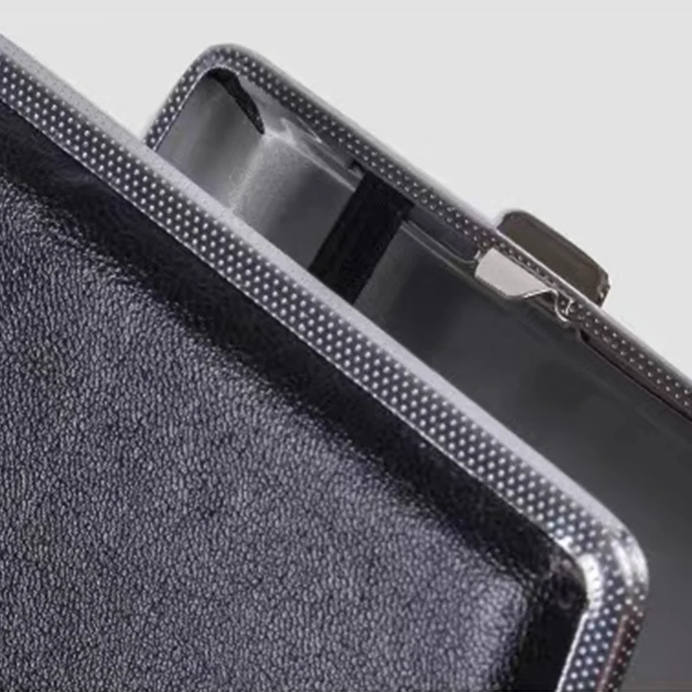 Retro Cigarette Case Smoke Box Organizer Portable Pocket Smoking Accessories Graphic Letter Pattern Daily Tobacco Storage Holder 4