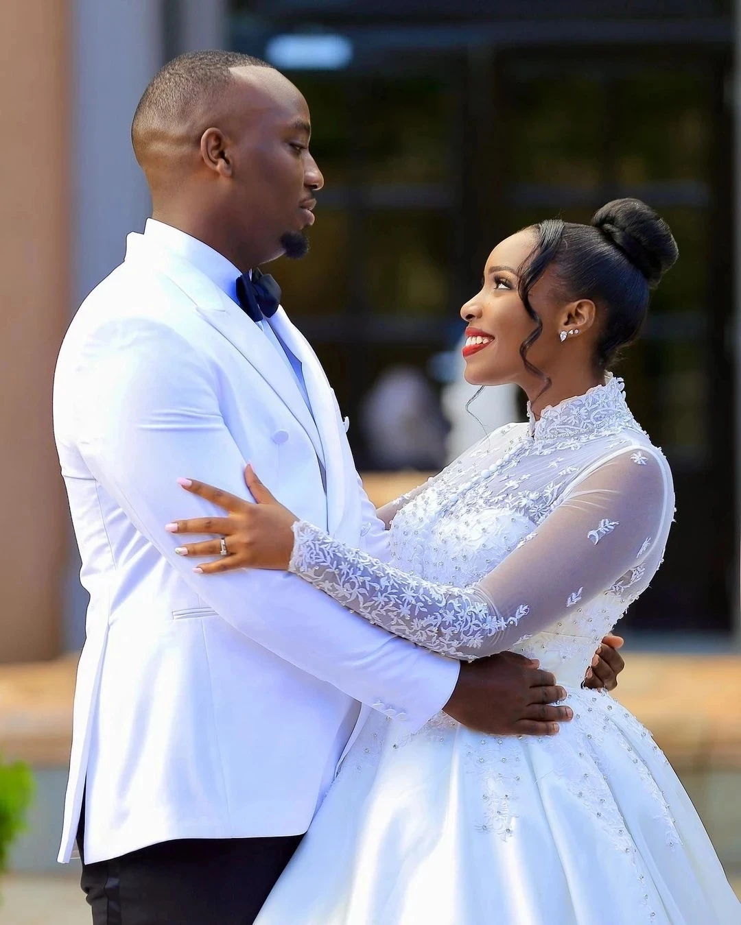 2024 White Wedding Groom Men Suits Slim Fit 2 Piece Costume Homme Mariage Prom Terno Masculino Peak Lapel Man Blazer Jacket+Pant