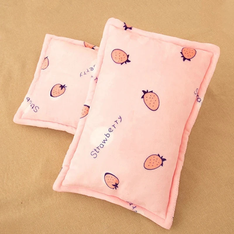 Funda de almohada de terciopelo Coral para niños, funda de almohada con patrón de dibujos animados para niños y niñas, con cremallera, jardín de infantes, Otoño e Invierno