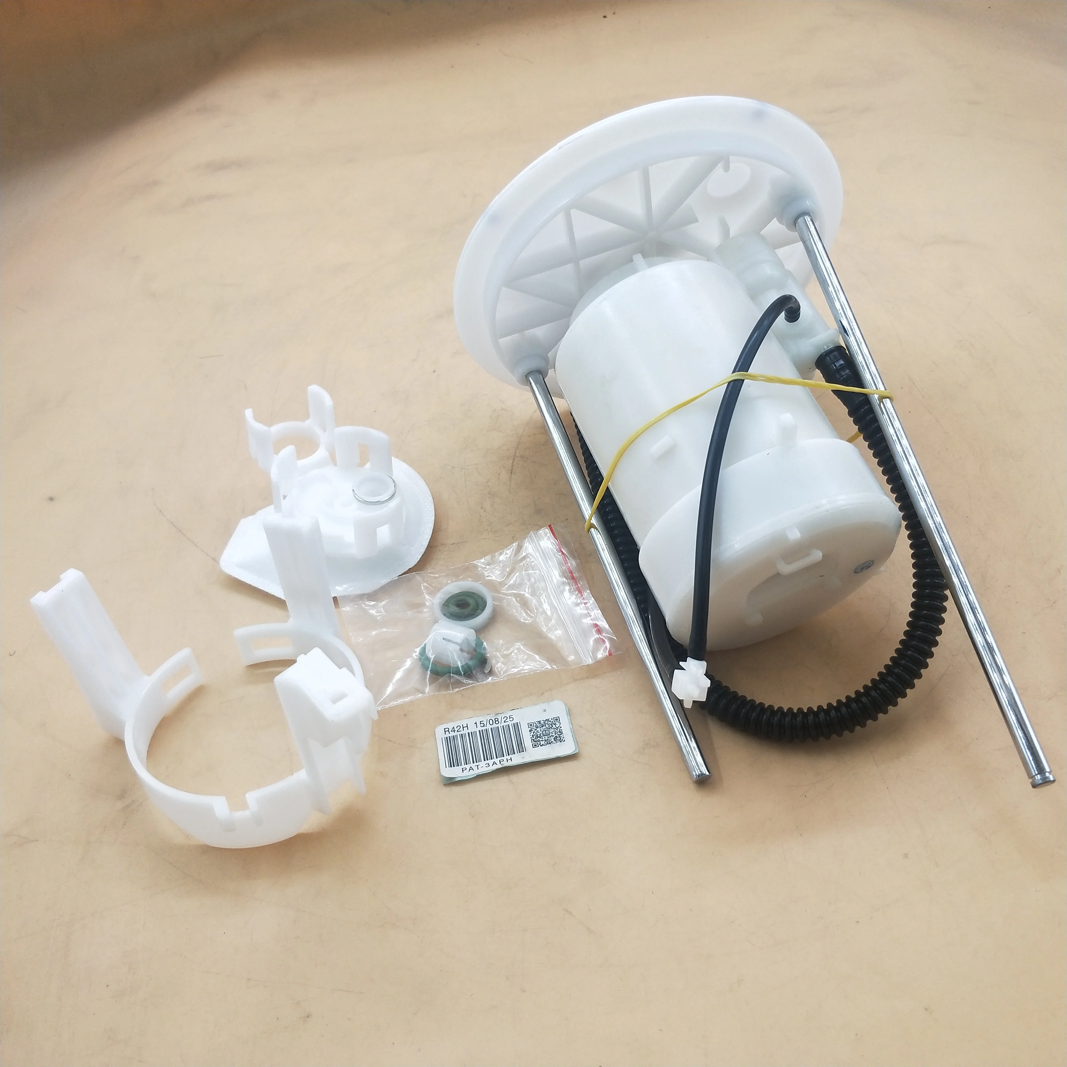 JH New Fuel Filter 1770A118 1770A261 1770A267 For Mitsubishi