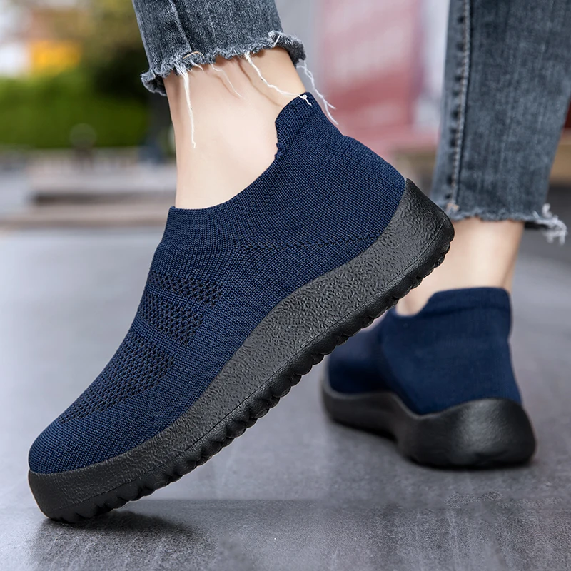 Women Sneakers Fashion Slip On Platform Walking Plus Size Ladies Vulcanize