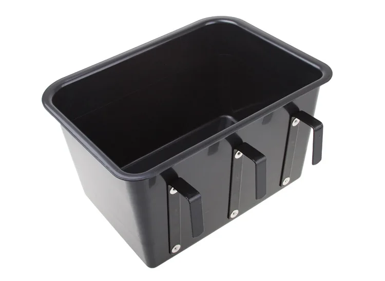 Horse Feed Bucket Are Made of Thickened Plastic Which Is Temperature Resistant Sturdy Durable and Has A Large Capacity 5