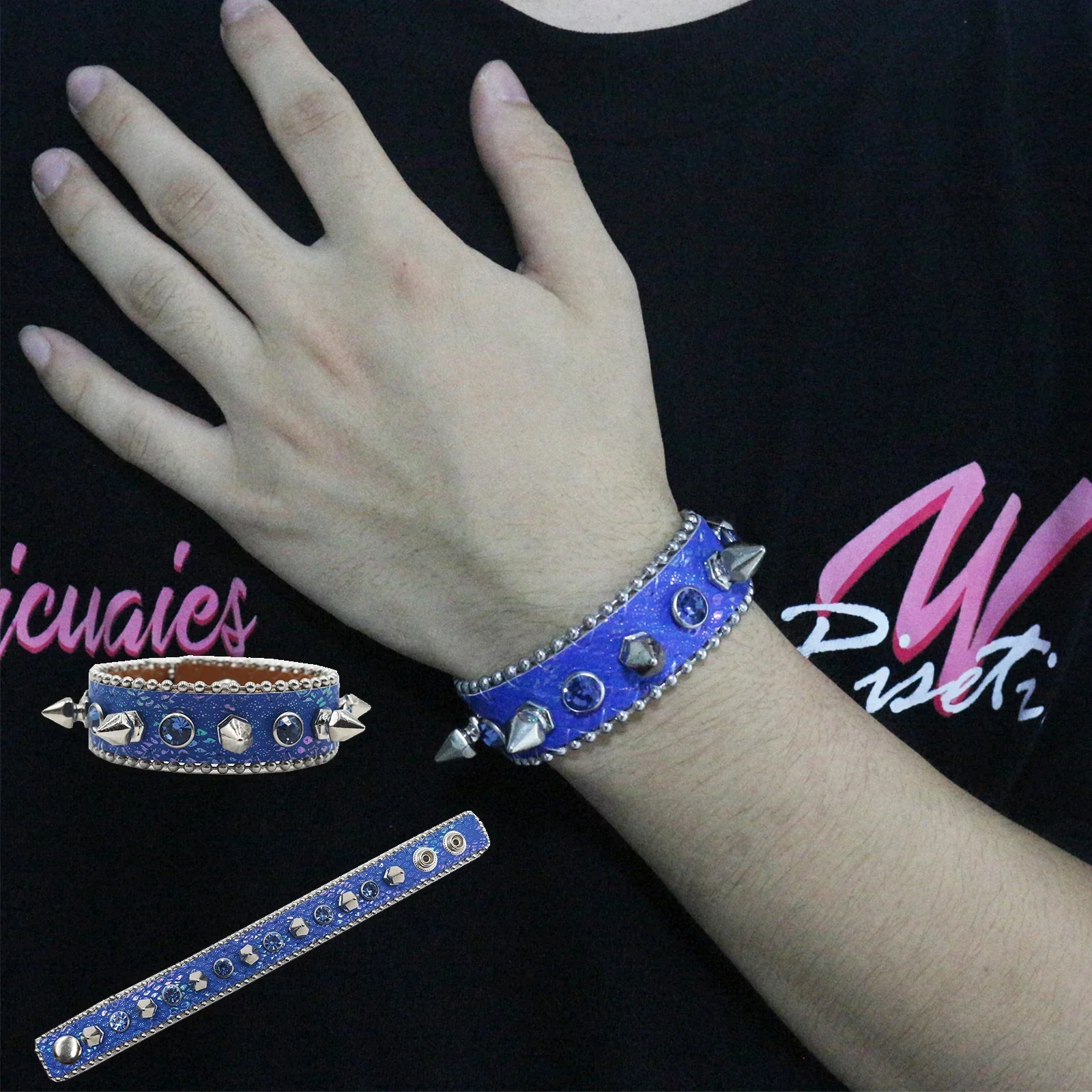Braccialetti Con Ciondoli Bracciale Con Teschio Borchiato In Pelle PU Polsino Regolabile Con Fibbia Con Rivetto Punk Gotico Uomo E Donna Da 1,6 € | DHgate