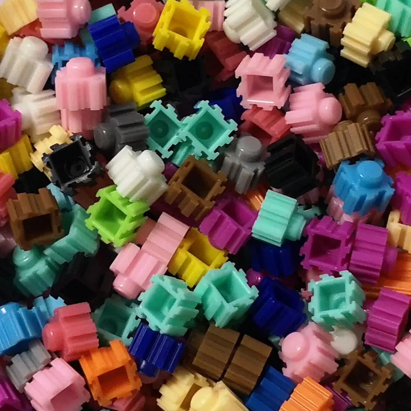 blocks basic (1kg ~600pc), lego-sized plastic blocks