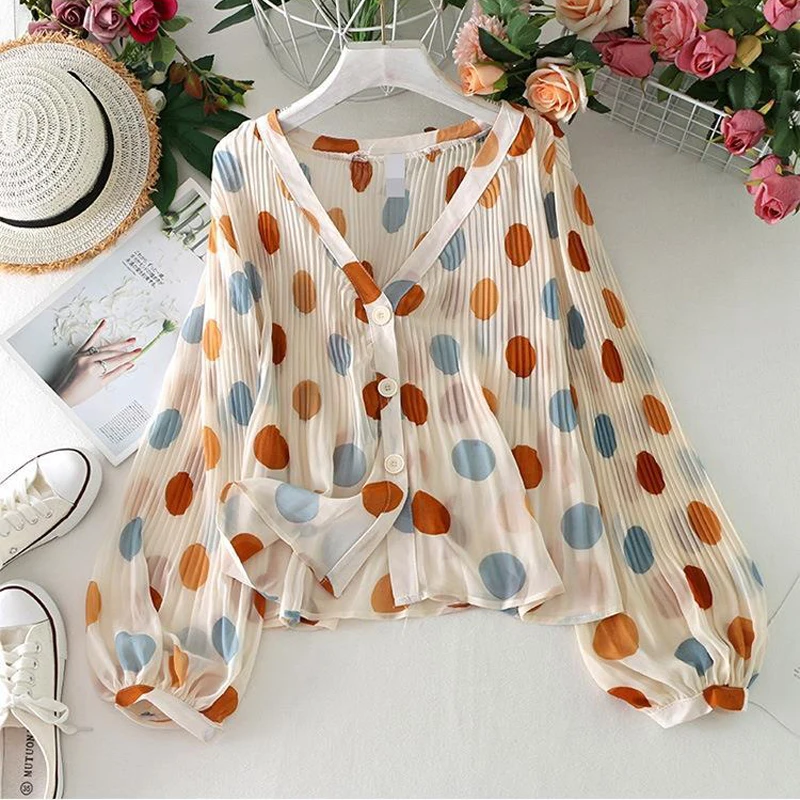 2024 Summer New Super Fairy V-neck Bubble Lantern Sleeve Chiffon Shirt Women's Pleated Dot Sunscreen Shirt Top Women