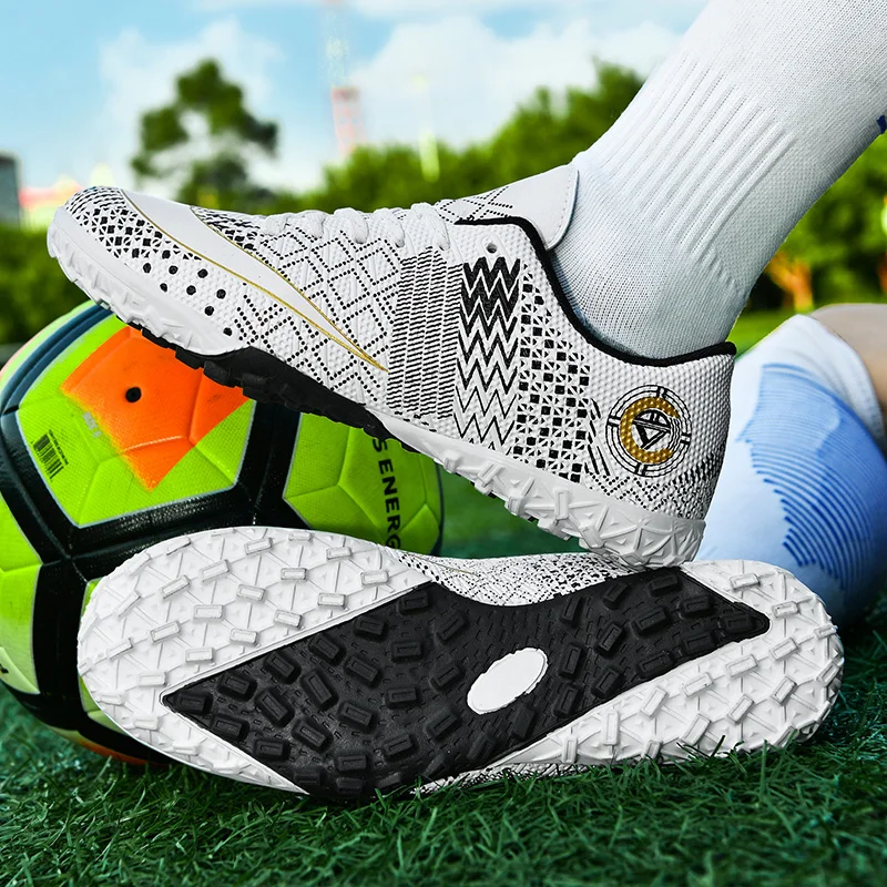 Adult Children's Long Nail Training Football Shoes Men's Broken Nail Football Shoes Student Youth Professional Training Shoes