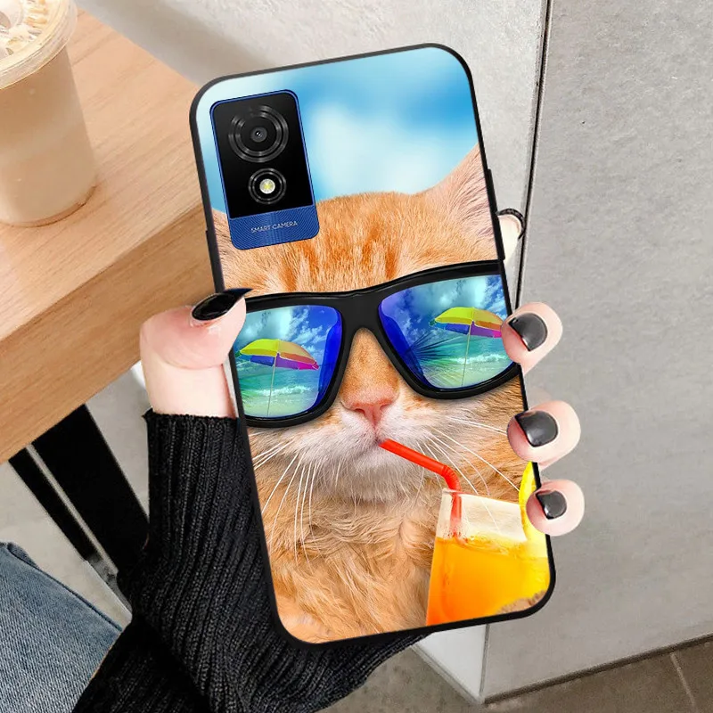 Soft Silicone Shockproof Case with Cool Wolf Design