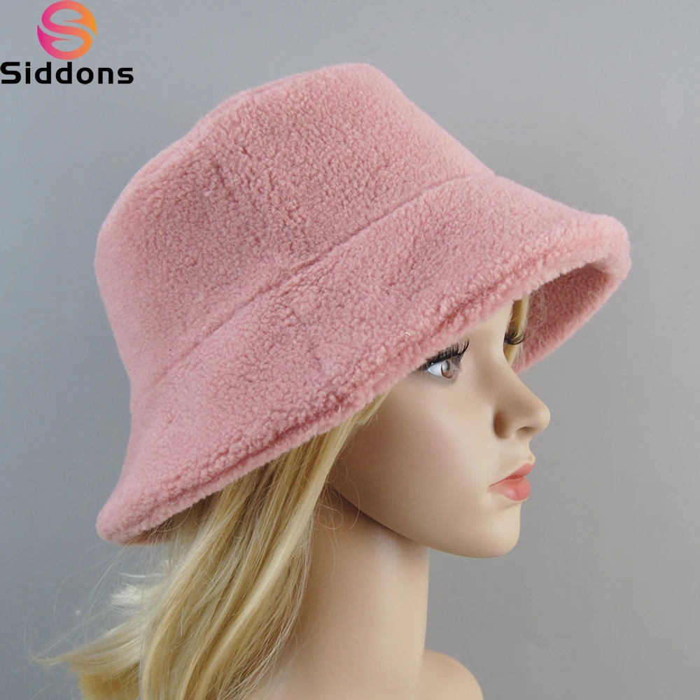 

2024 Hot Sale Wowen Shearing Sheepskin particles Hat Knit Hat Fur Women Autumn and Winter Russian Fashion Hats Female Casual Cap