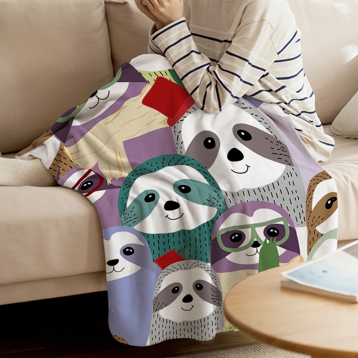 

Cute Sloth Cartoon Animals Print Flannel Cozy Warm Throw Blankets Fluffy Soft for Bed Sofa Plush Portable Camping Travel Blanket