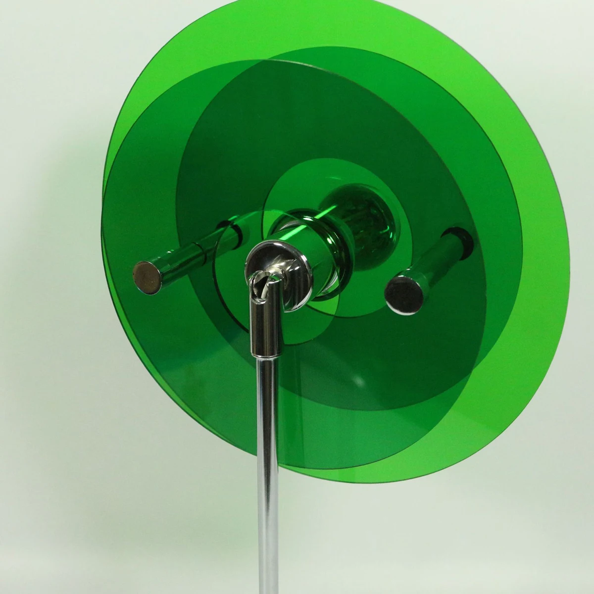Bauhaus-inspired Retro Aura Lamp