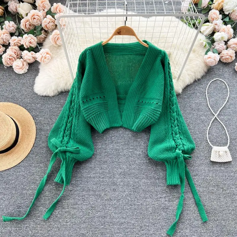 

Autumn and Winter New Lazy Style Retro Design Sense Niche Lace Up Long-sleeved Knitted Top Women