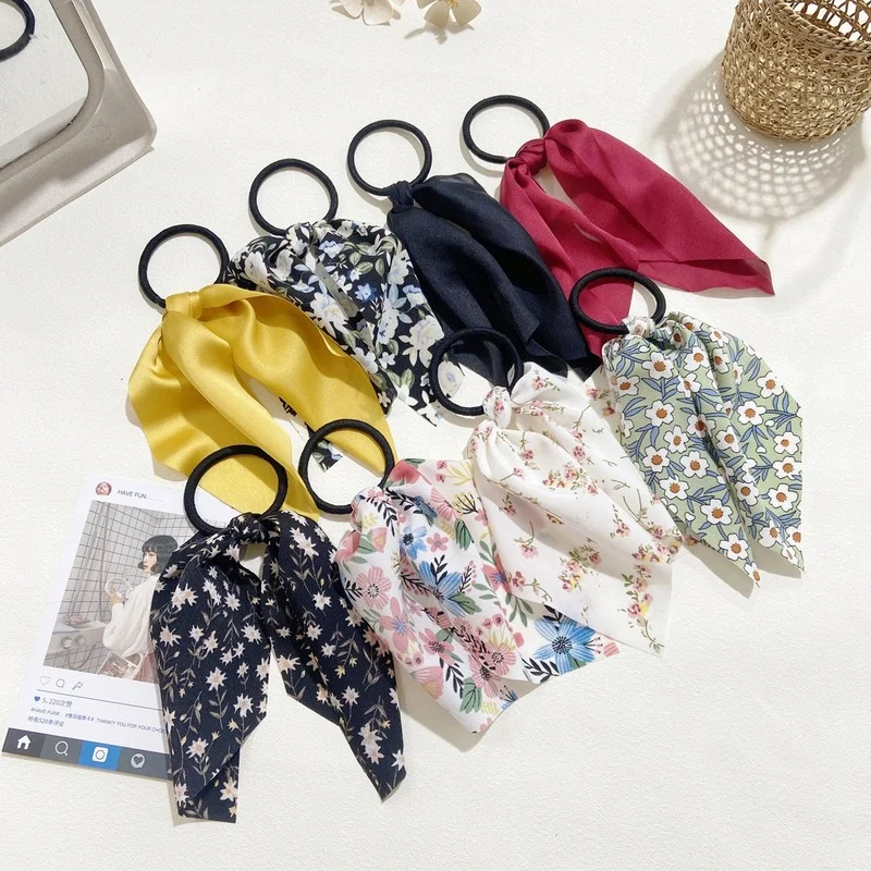 

2021 Fashion Vintage Romantic Small Floral Hair Circle Classic Solid Color Hair Rope Girls Hair Accessories for Women Scrunchies