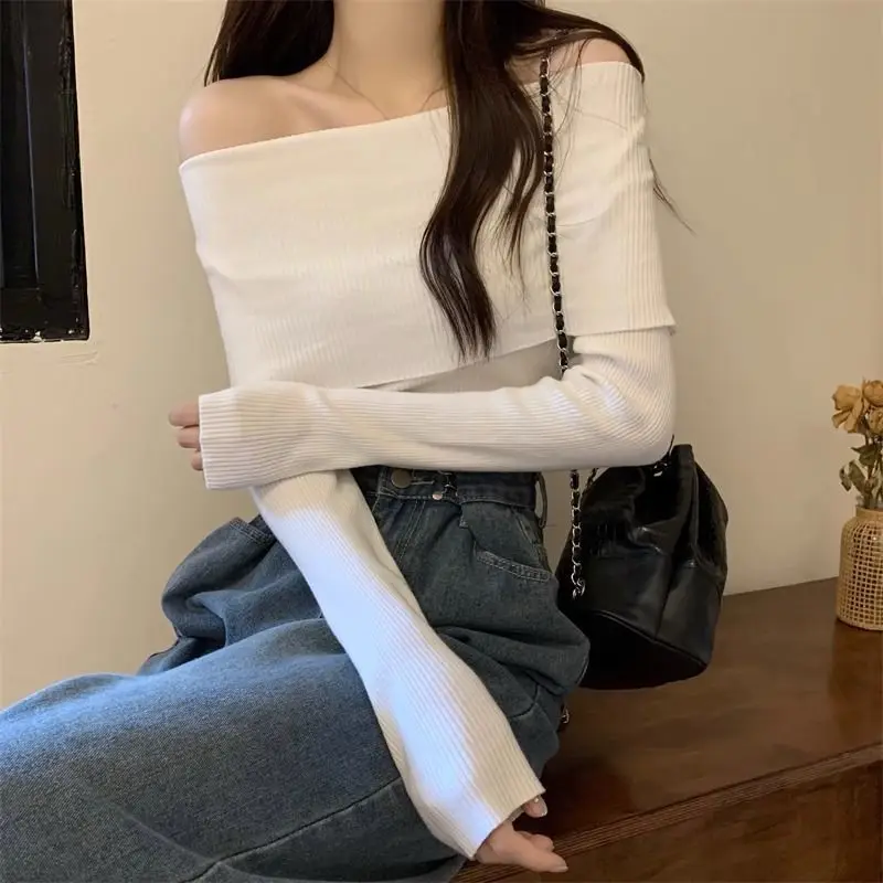 

Women's Autumn Winter New Fashion and Elegant One Shoulder Pullover Long Sleeved Knitwear Casual Versatile Western Commuter Tops