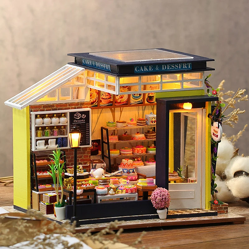 JUSTGREENBOX - Kit Fai Da Te In Miniatura Con Copertura A Luce Led Casa Delle Bambole Giocattolo In Legno Camera Gattino Diario 3654659230980