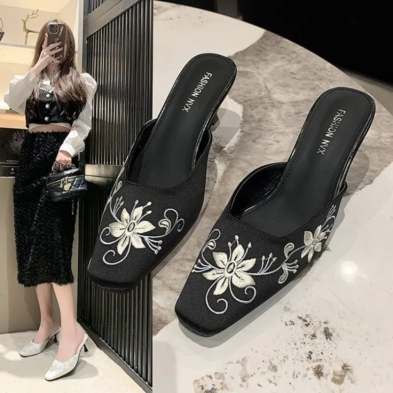 

Autumn Women Slippers Bow Flats Platform Mules Shoes 2024 New Sandals Slingbacks Designer Casual Dress Women Flip-flops Slides