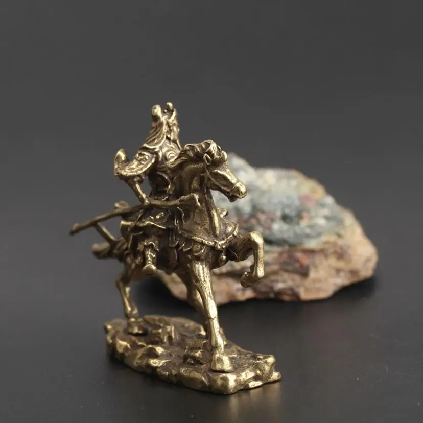 1 Pcs Brass Chinese God Of Wealth Riding Horse Guan Gong Statue Home Decoration Accessories Copper Office Desk Decor Ornaments