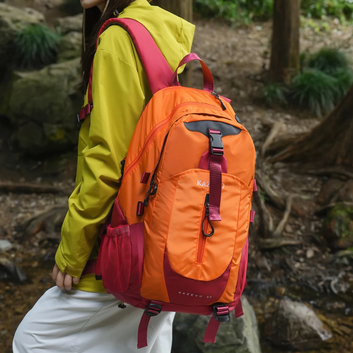 Mountaineering Bag, Outdoor Professional Large-Capacity Waterproof Backpack for Men and Women, Travel Camping Hiking Backpack, Lightweight Sports Backpack, Travel and Mountain Climbing