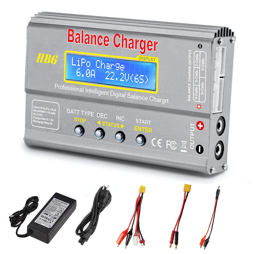Chargeur SkyRC B6 connecté à une batterie LiPo, illustrant le processus de charge pour modèles RC