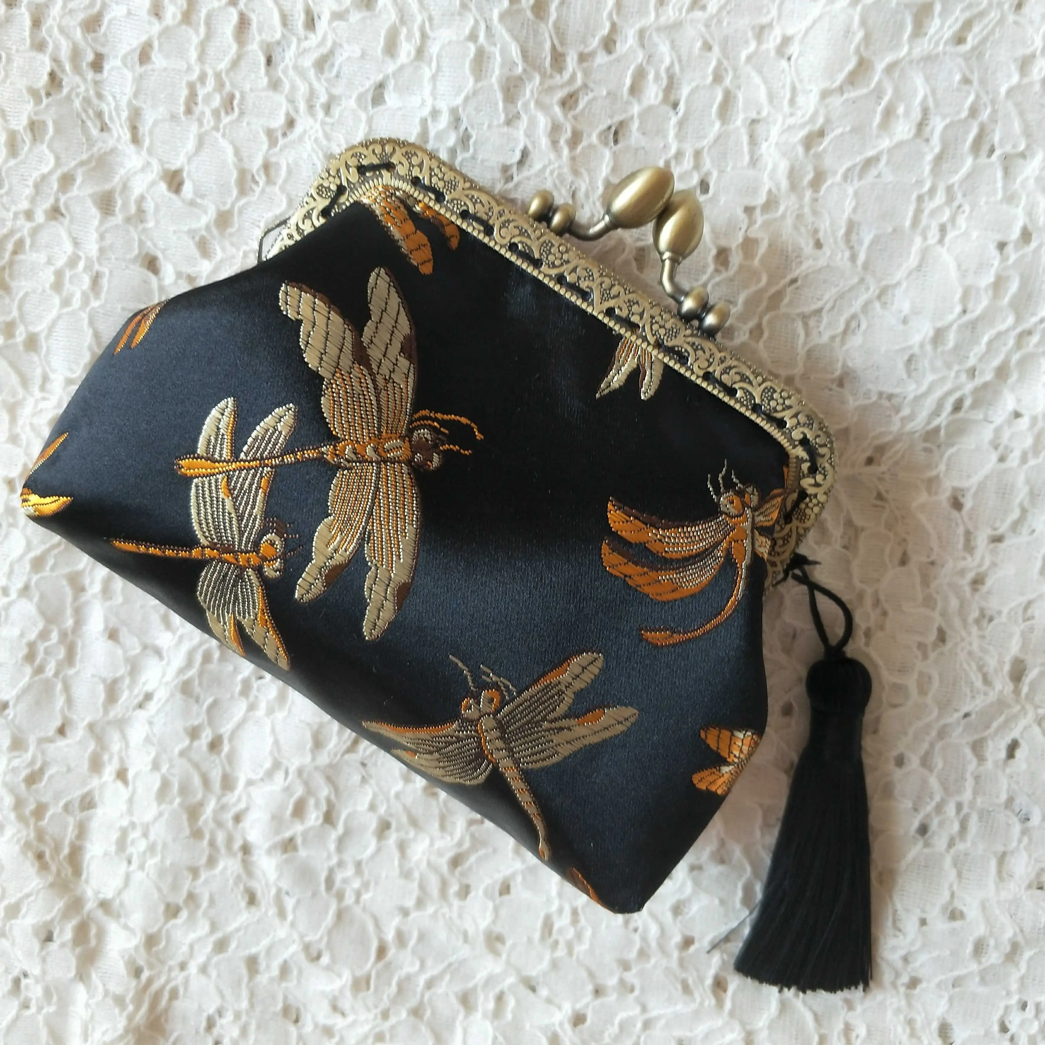 

Lost in Vintage Dragonfly Feathers Coin Bag Design Brocade Fabric BClutch Gold Kiss Lock Clasp with Tassel Pendant Wedding Bag