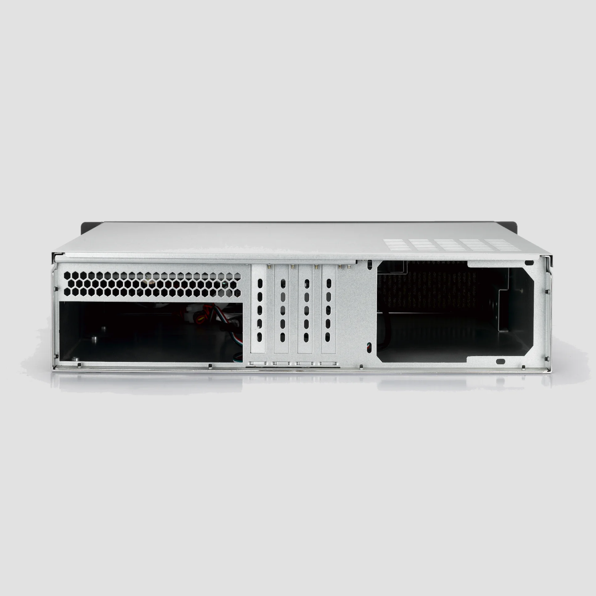 2u3827 압출 저항성, 먼지 저항성, 충격 저항성, 부식 저항성 우수한 산업용 컴퓨터 케이스 서버 케이스