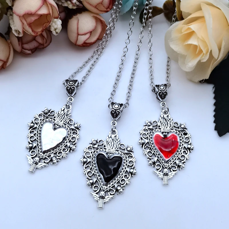 Collana Cuore Sacro, Gioielli, Collana Cuore Di Colore Nero, Gioielli Gotici, Memento Mori, Collana Pendente Cuore Ardente