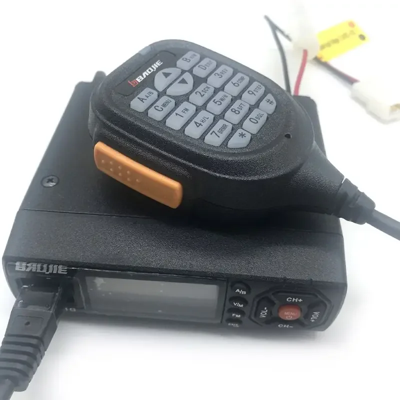 Baojie BJ-218 Z218 Dual Band VHF UHF Mobile Car Radio BJ218 Transceiver Auto Walkie Talkie Mini Ham Radio Transceiver + PTT Mic baojie bj 218 z218 dual band vhf uhf mobile car radio bj218 transceiver auto walkie talkie mini ham radio transceiver ptt mic