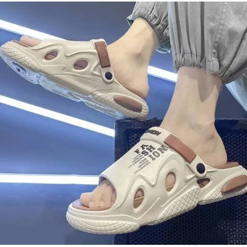 Men Beach Sandals Summer Anti Slip Thick Sole Toe-Out Gentlemen Clogs Outdoor Driving Sport Sandal Two ways as Slipper &Sandal