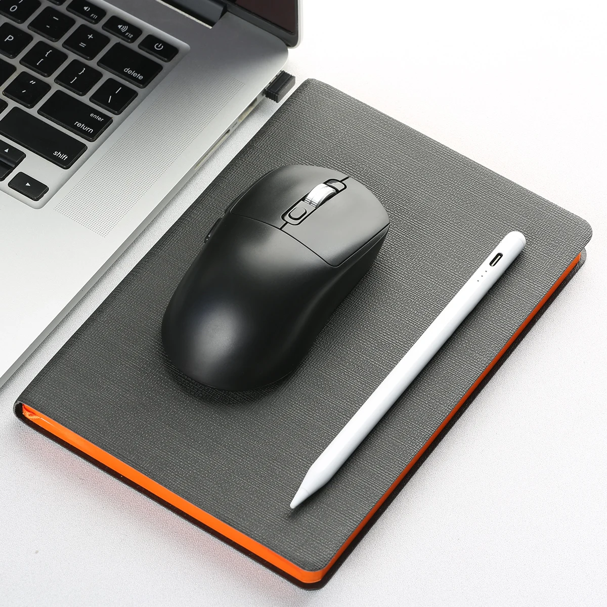 Wireless Gaming Mouse with Smart Display and Rechargeable Ergonomic Design, Featuring 2.4G + Dual Bluetooth Mode