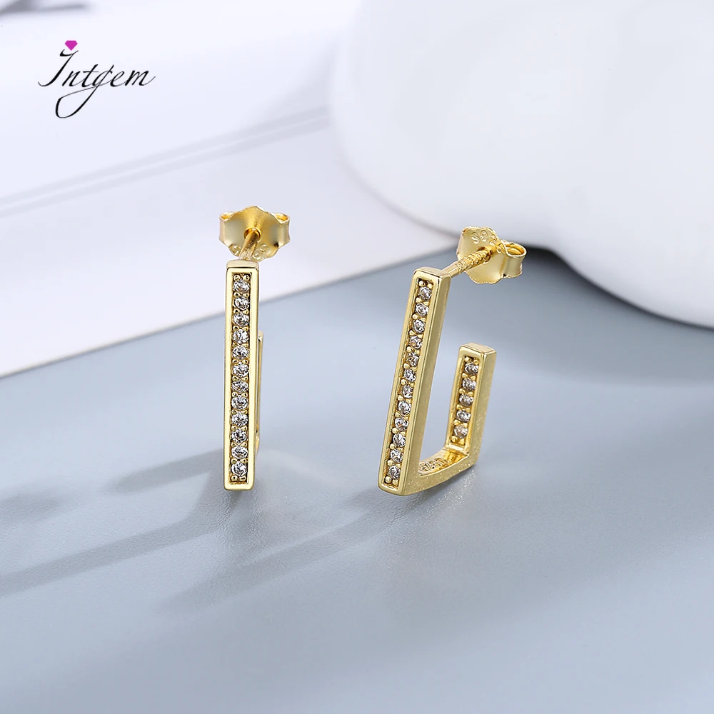 

Женские серьги из серебра 925 пробы с белым цирконом