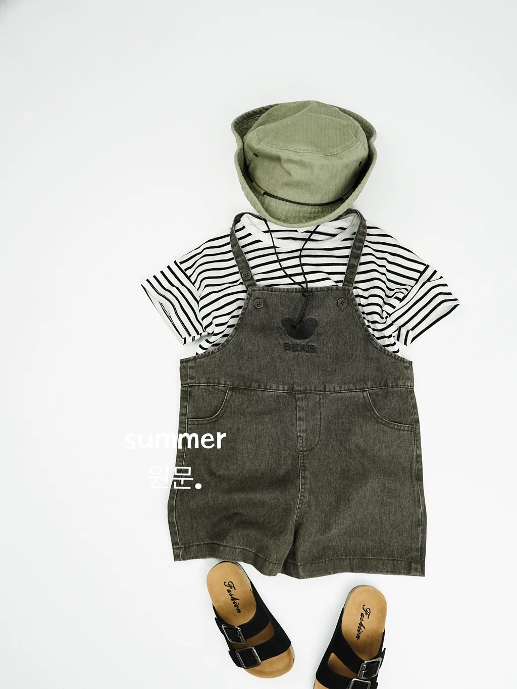 2025 Summer New Cute Bear Embroidery Girls Jeans Overalls Loose Children Sling Pants Kids Boys Denim Strap Shorts Baby Clothes