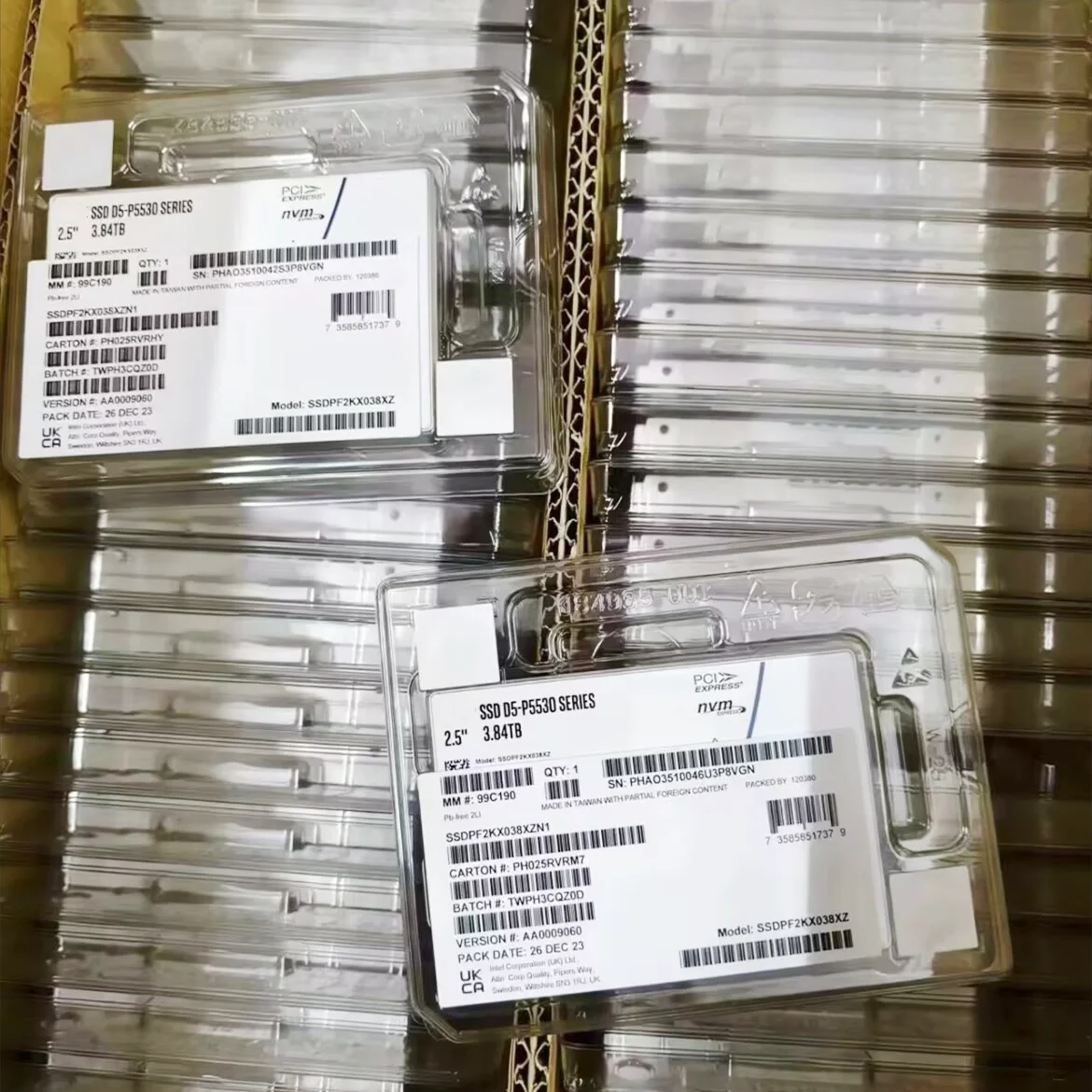 Original D5-P5530 960GB 1.92T 3.84T SSD U.2 NVME 2.5' SSD PCIE4.0X4 Enterprise Solid State Drive