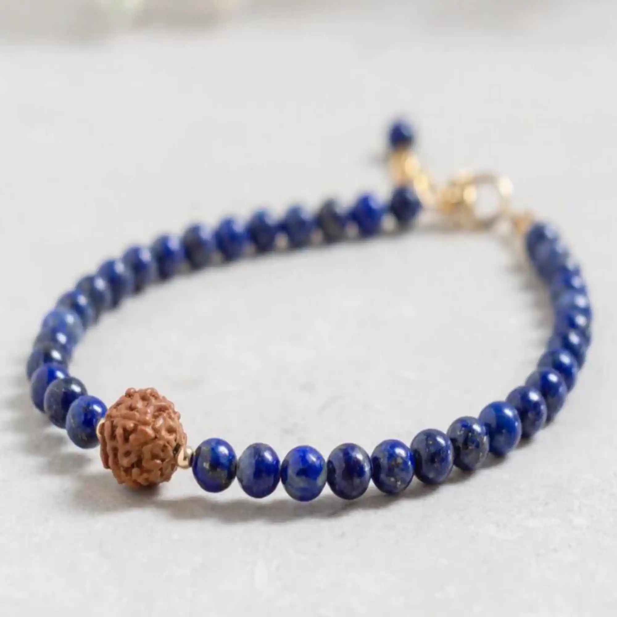 

Natural 4mm Lapis Lazuli 6mm brown Rudraksha 14K gold fill Bracelet Blessing Healing Seven Chakras Restore National Style Energy