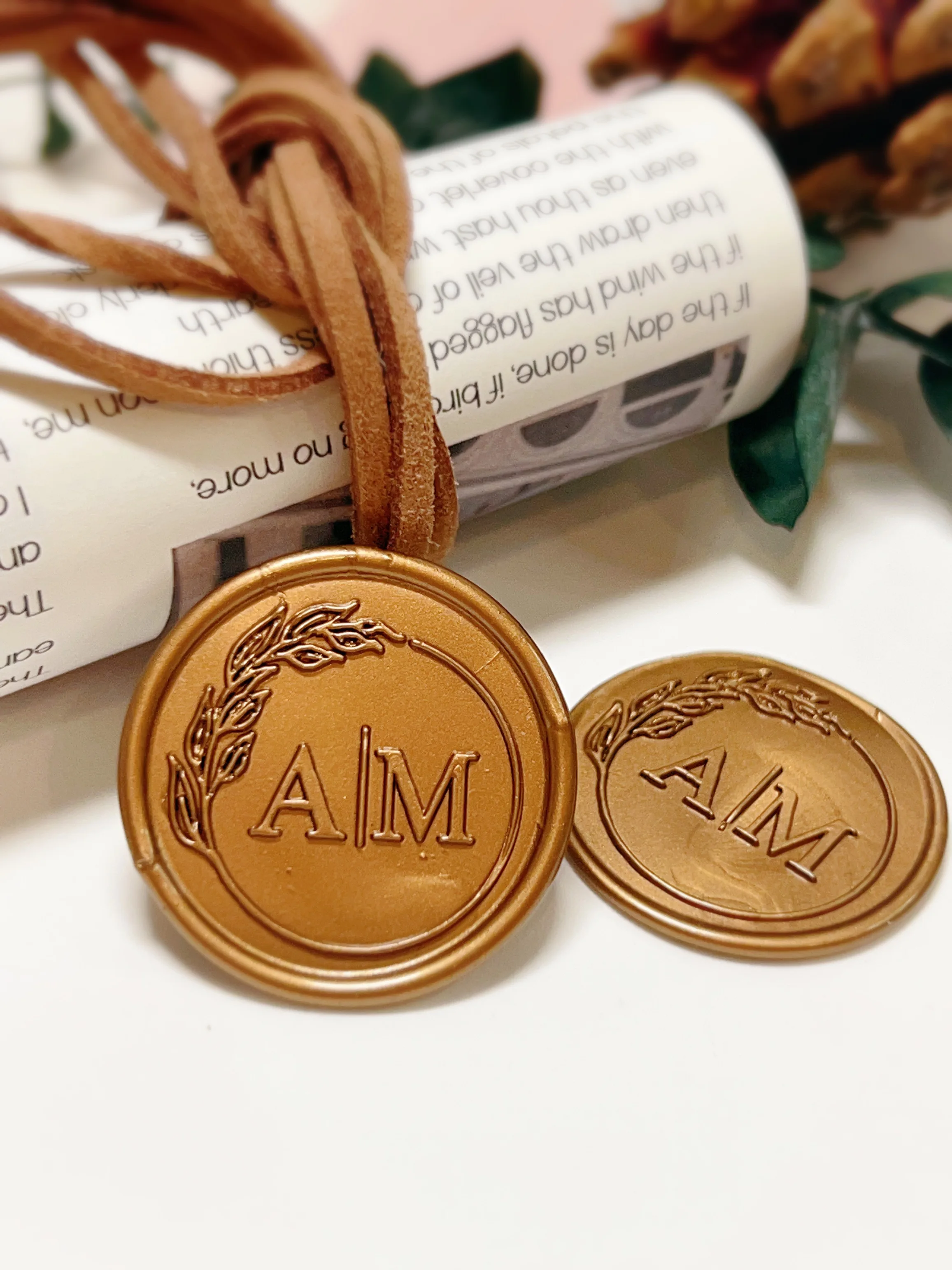

Custom Seal Wax Seal Stamp Personalized Own Logo Wedding Invitation Birthday Gift Brass Replaceable Handle Stamp Crafts Seal