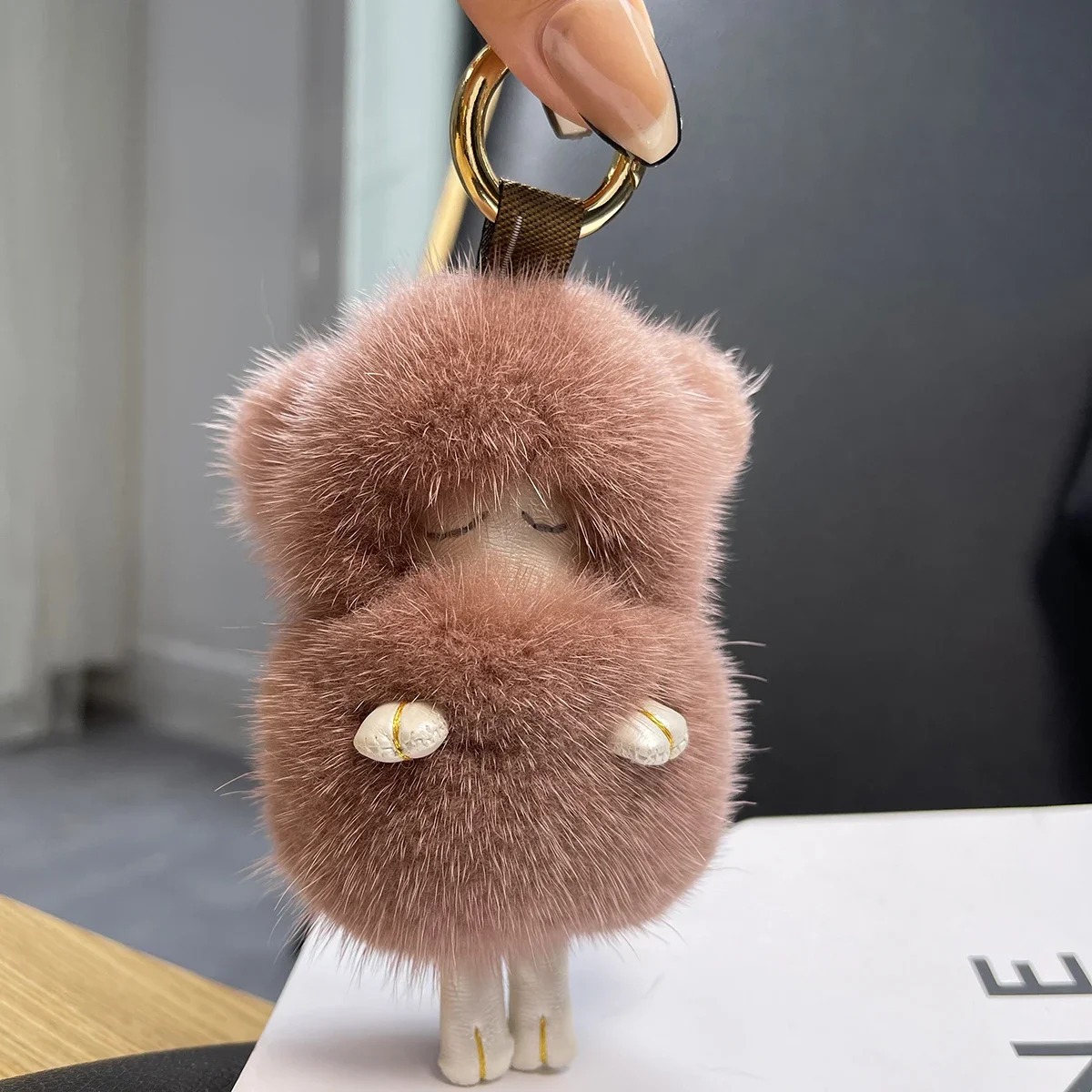 2024 Trendy Real Mink Fur Keychain Women Cute Sleeping Sheep Pendant Metal Car Keyring Bag Charms Ornament Jewelry Trinket Gifts