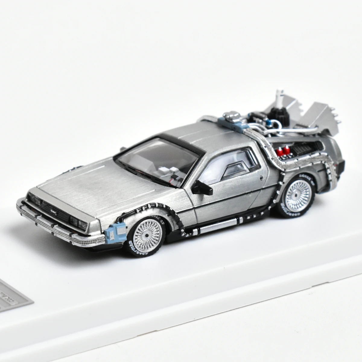 ◉1/64 DeLorean DMC-12 Ⅱ　 PARTIⅢ➕フィギュア2体 S24459df176b24beea443239a6dbe4