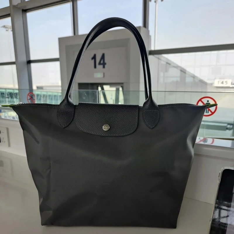Y2K Style 2024 New Large Capacity Classic Tote Bag  Folding Designer Fashion  Women High Quality Nylon Handbags Sac