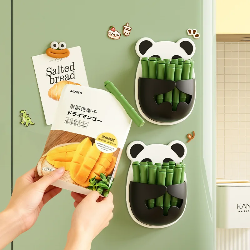 Panda Refrigerator Sticker Magnetic Version Back Sticker Type Twelve Cute Sealing Clips Bags Snacks Moisture-Proof Fresh-Keeping