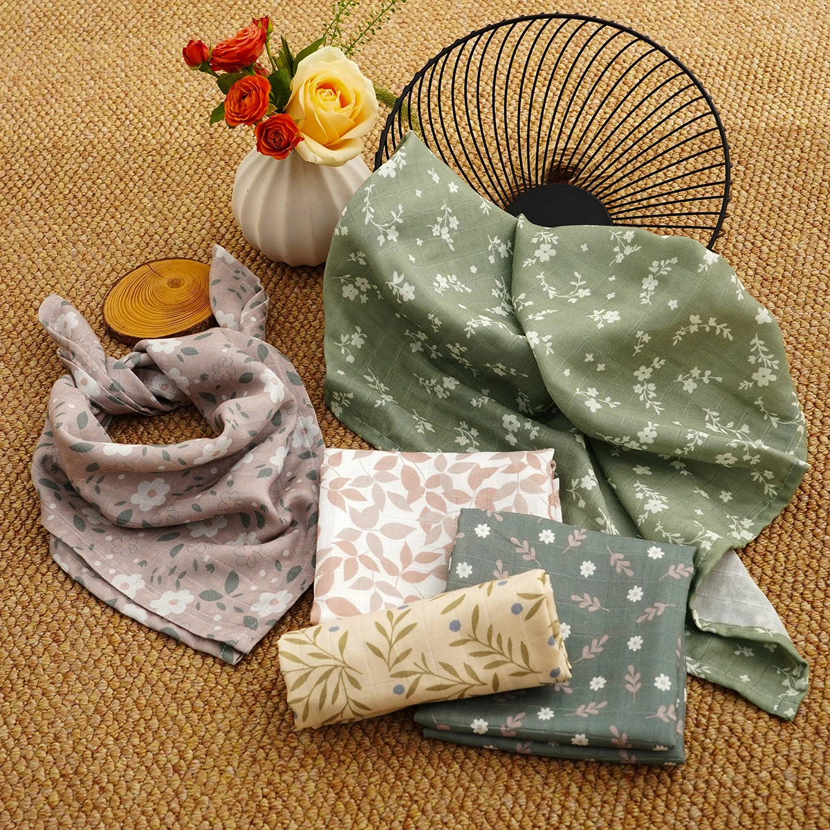 Ultra-Soft Bamboo Cotton Muslin Baby Burp Cloth Set - 5-Piece Multi-Use Towel Collection, 60x60cm